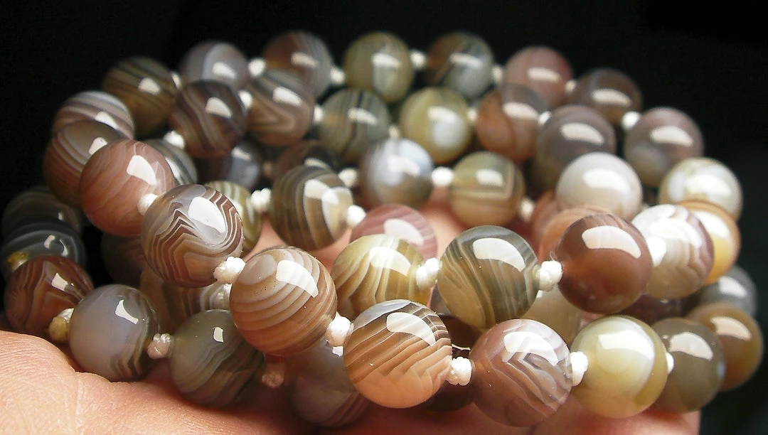 Tools4transformation Agate - Botswana Botswana Agate EO+ 8+mm 26inch