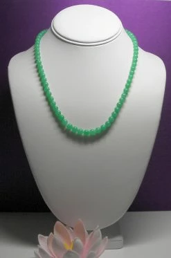 Tools4transformation Chrysoprase EO 6-6.5mm 18.25inch