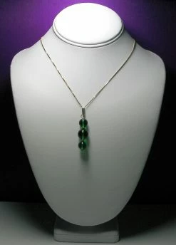 Tools4transformation Green Deep Andara Crystal With Gold Pendant (2 X 10mm & 1 X 12mm)