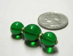 Tools4transformation Green Deep Andara Crystal With Gold Pendant (2 X 10mm & 1 X 12mm)