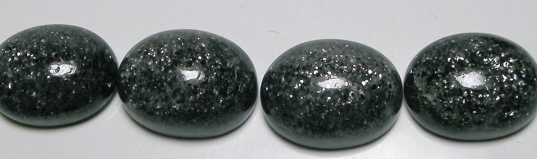 Tools4transformation Therapeutic Liquid Gems Quartz - Graphite Essence