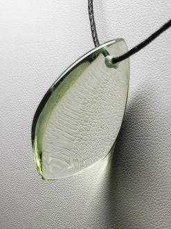 Tools4transformation Mint Andara Crystal Simple Wear Pendant B Pendants