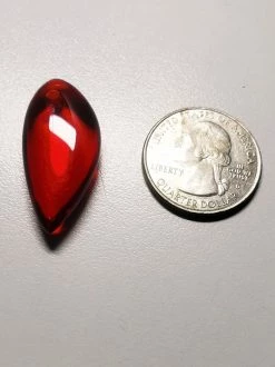 Tools4transformation Red Andara Crystal Simple Wear Pendant