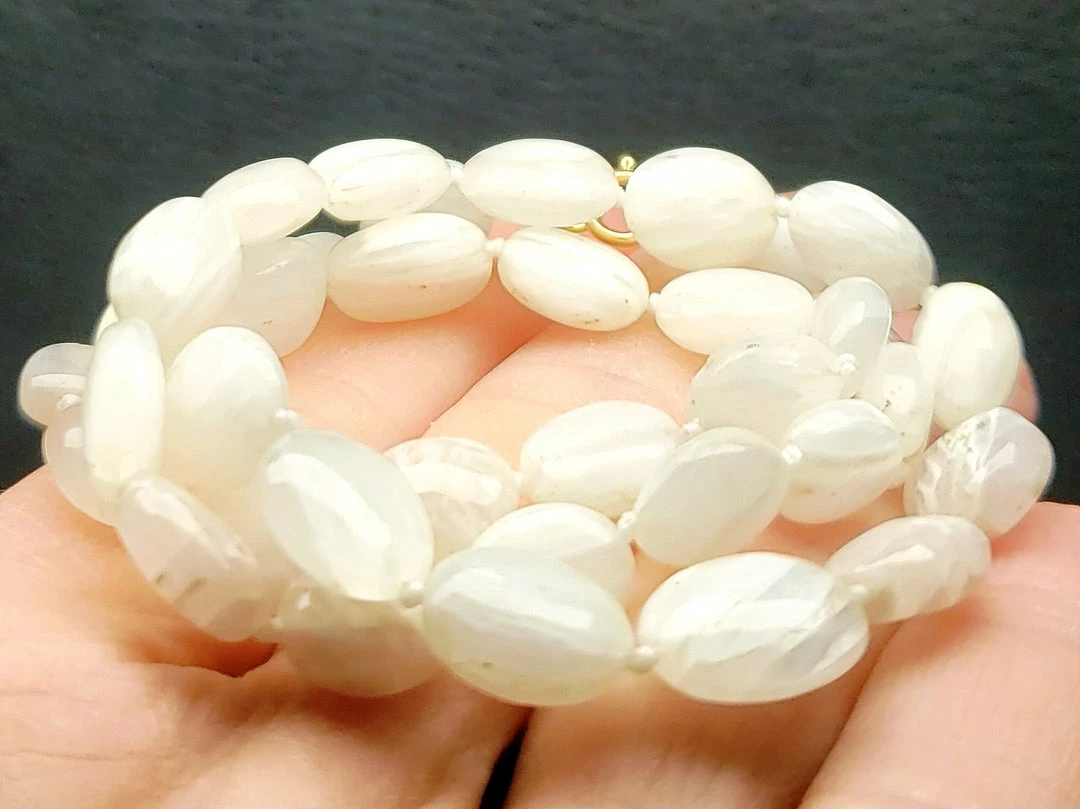 Tools4transformation Scolecite EO++ Oval 16.5inch 91.65ct