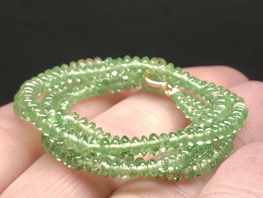 Tools4transformation Tsavorite EO 2.2-3mm 16inch 30.9ct